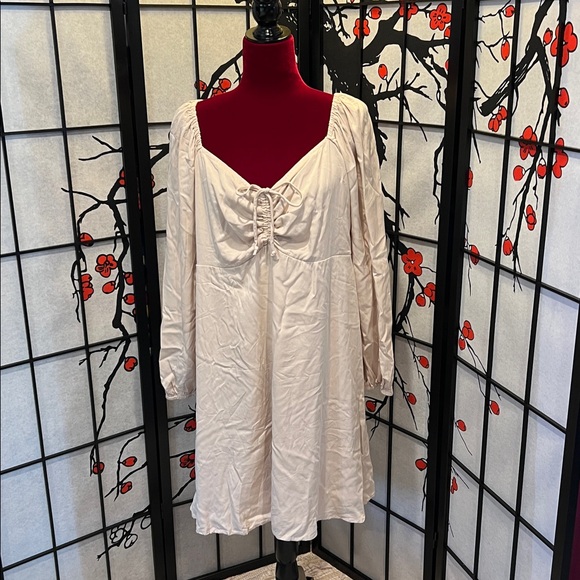 Tan on or off shoulder dress. 18w. 1x - Picture 1 of 10